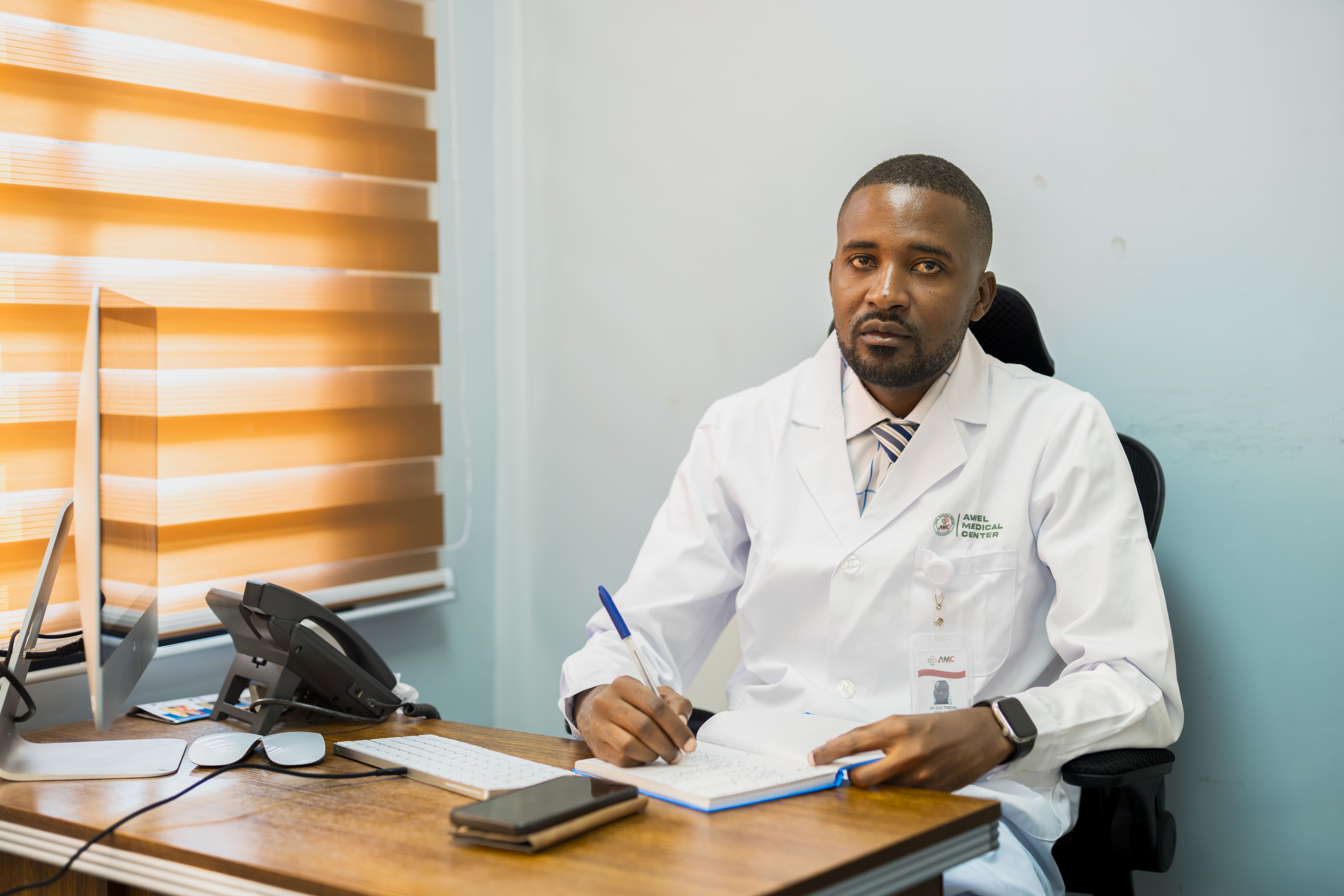 DR JOE TWENA